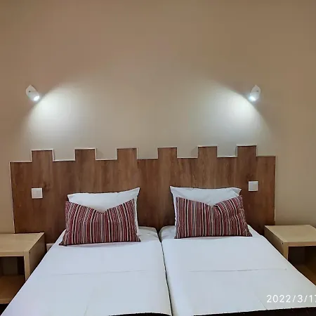 Guest house Consolacao Pedramar *