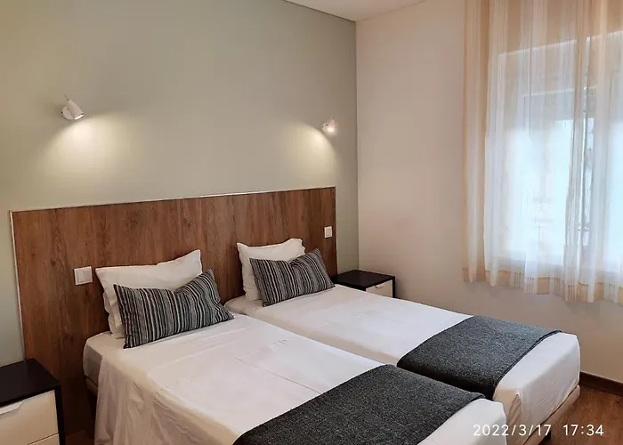 康锁拉考佩德拉马旅馆 招待所 4*